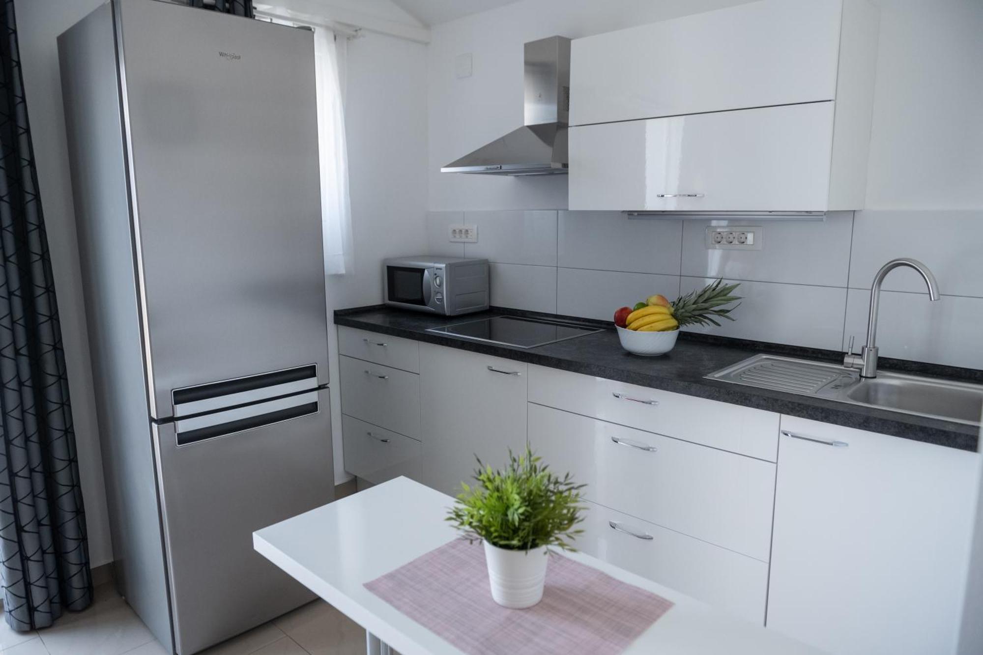 Apartments Solta Рогач Экстерьер фото